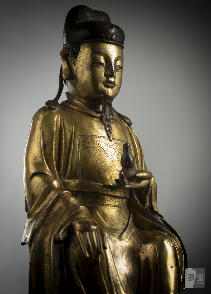 A GILT-BRONZE FIGURE OF A DIGNITARY - 图5